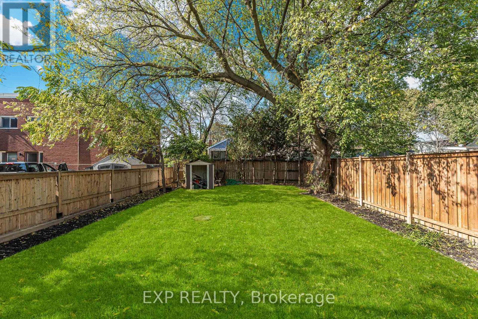 56 East 34Th Street, Hamilton, ON - Outdoor