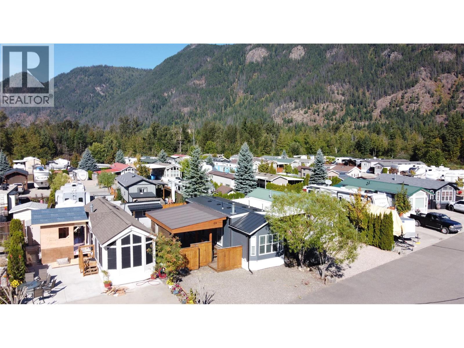 1383 Silver Sands Road Unit# 129, Sicamous, BC