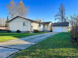 19 Dufferin AVE Pinawa, MB R0E 1A0