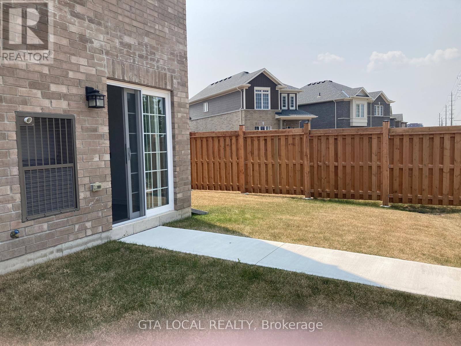 31 Pumpkin Corner Crescent, Barrie, ON - Outdoor