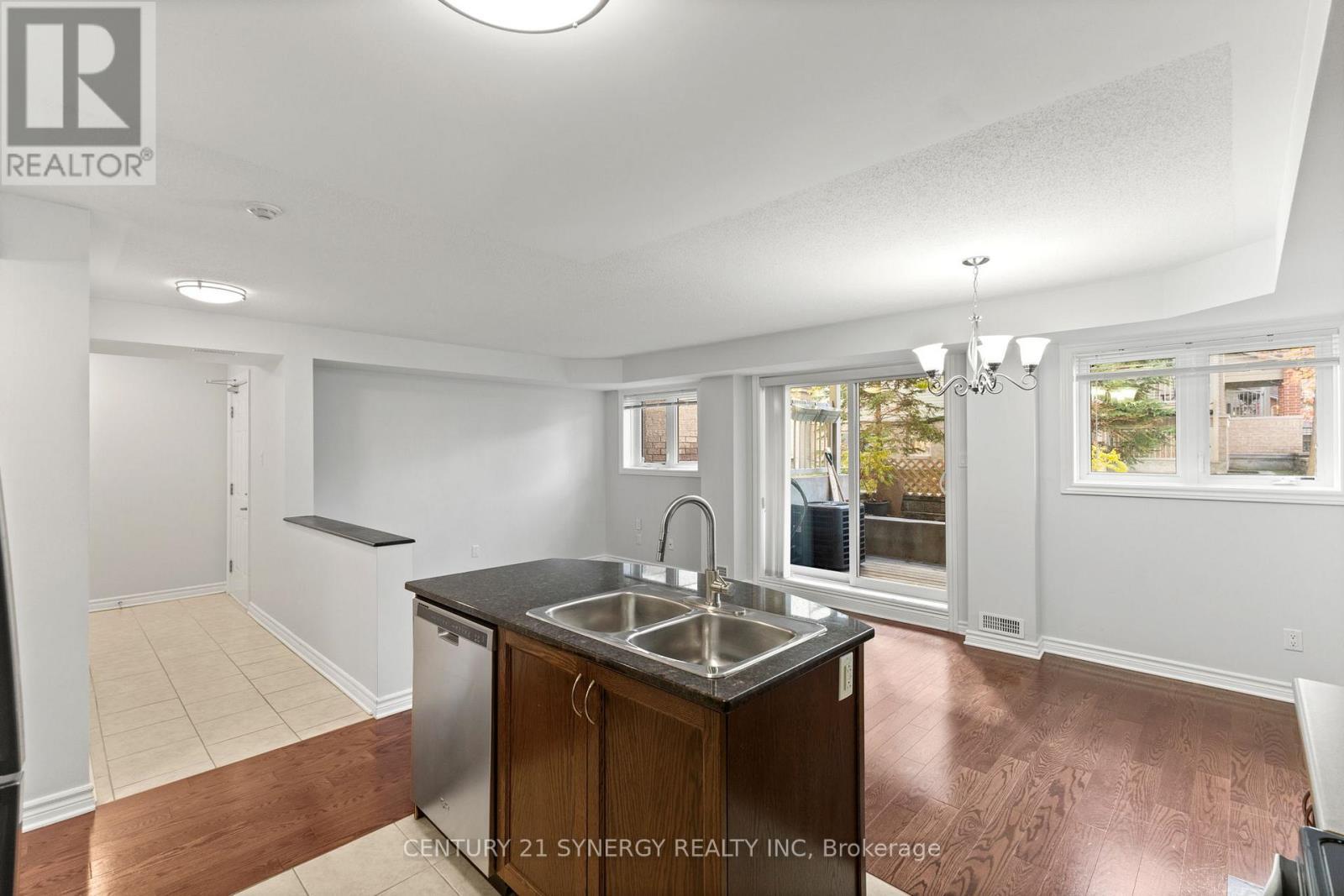 2 - 38 Barnstone Drive, Ottawa, ON - Indoor Photo Showing Kitchen With Double Sink