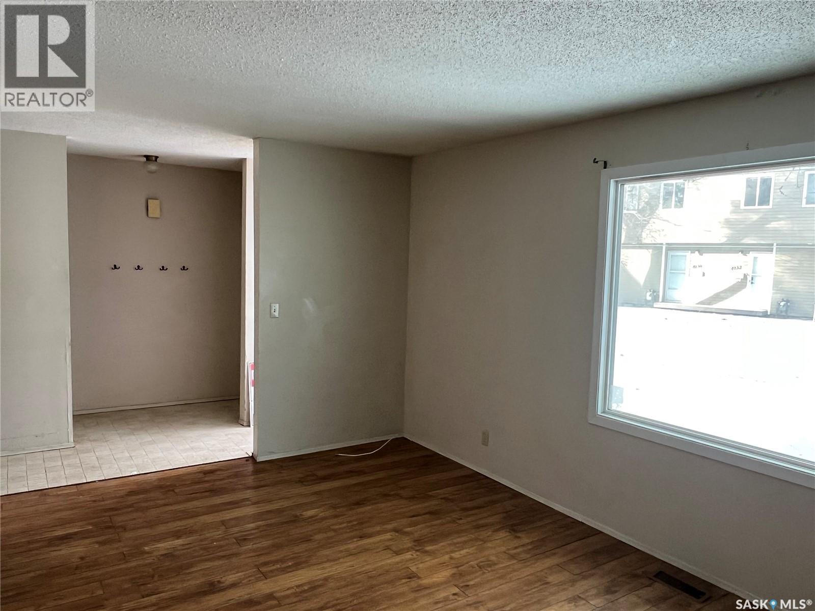 4036 Castle Road, Regina, SK - Indoor Photo Showing Other Room