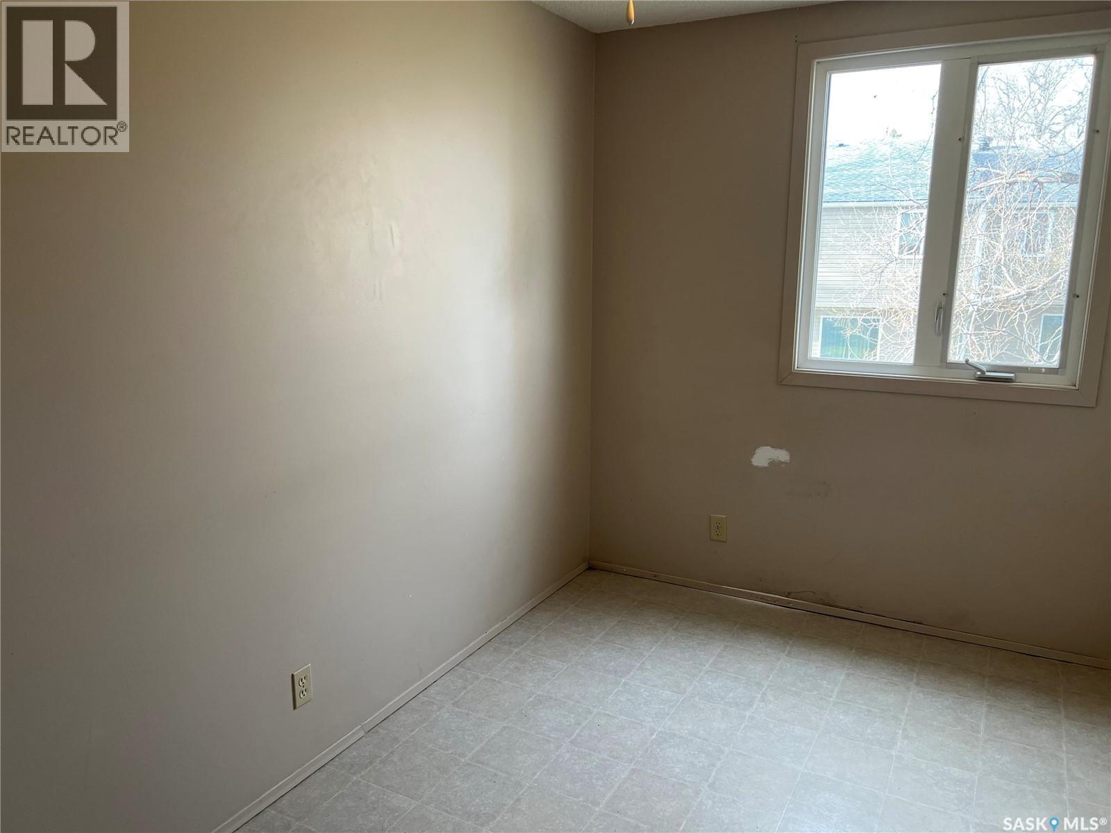 4036 Castle Road, Regina, SK - Indoor Photo Showing Other Room
