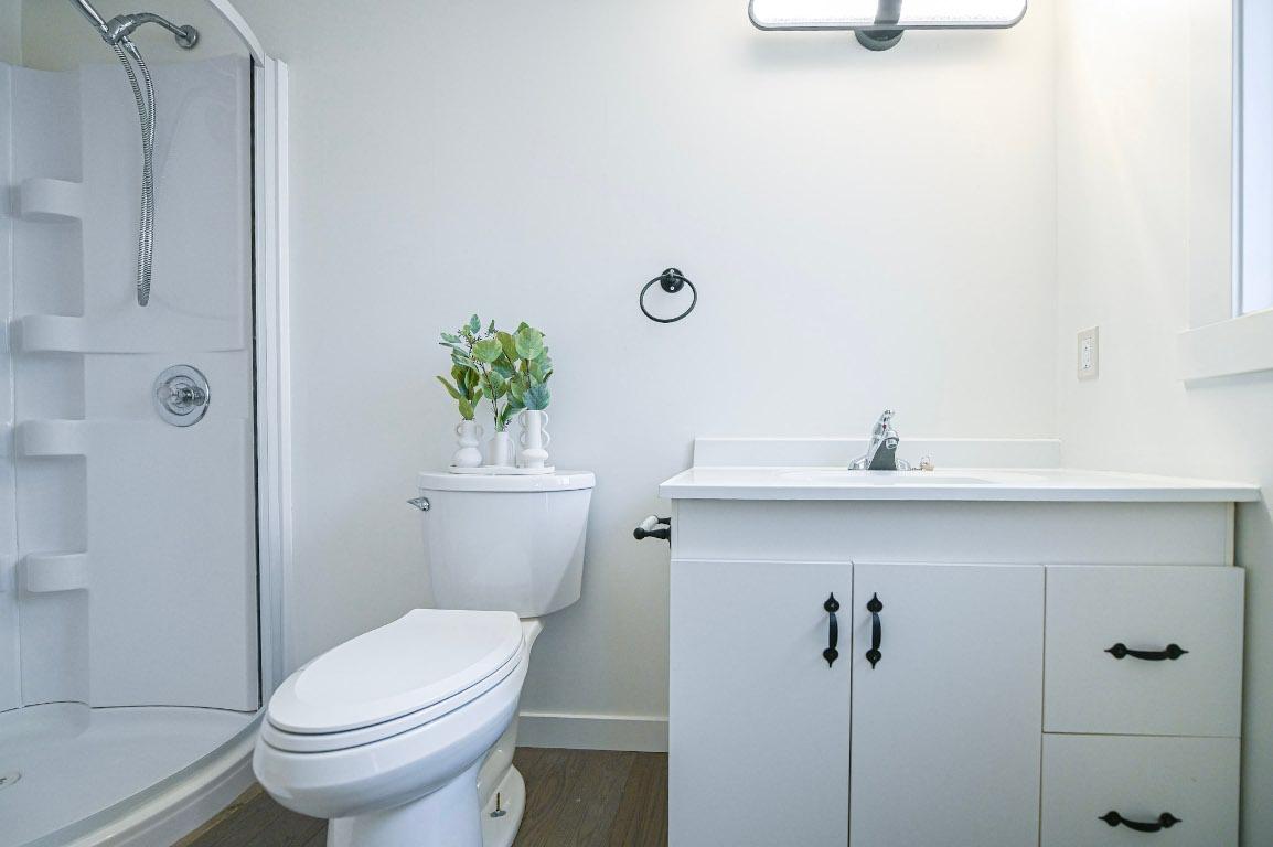 4982 Spruce Avenue, Canal Flats, BC