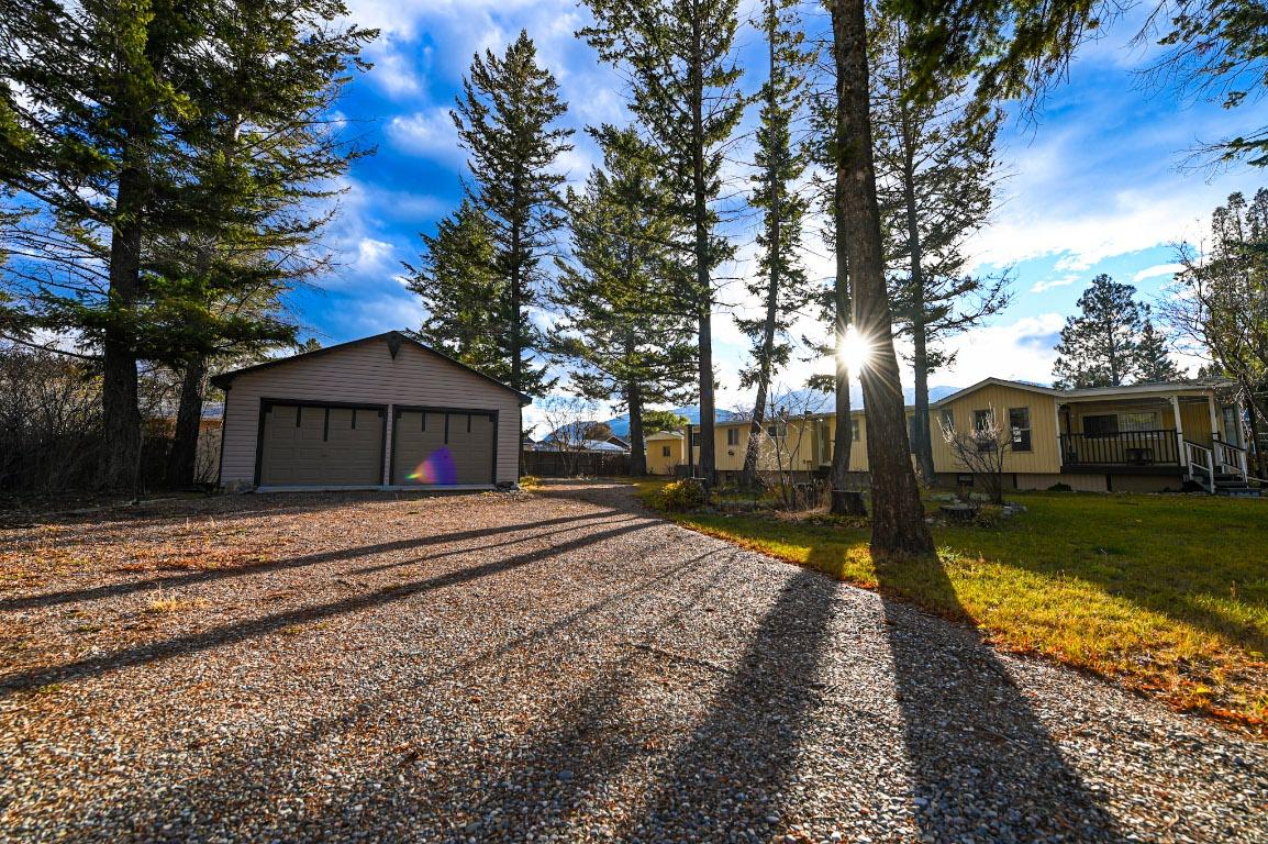 4982 Spruce Avenue, Canal Flats, BC