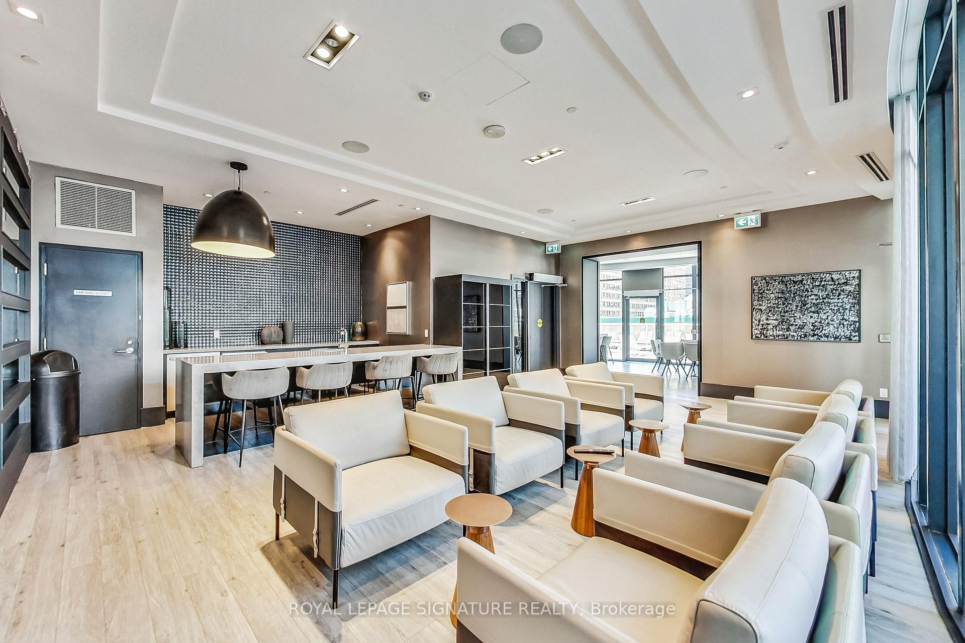 4002-403 Church Street, Toronto, ON - Indoor