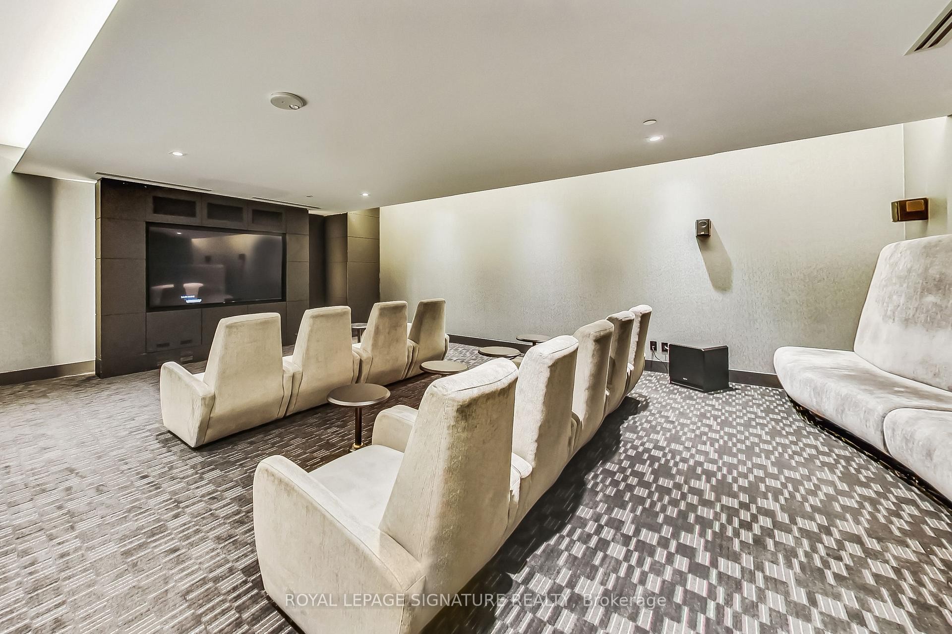 4002-403 Church Street, Toronto, ON - Indoor Photo Showing Other Room