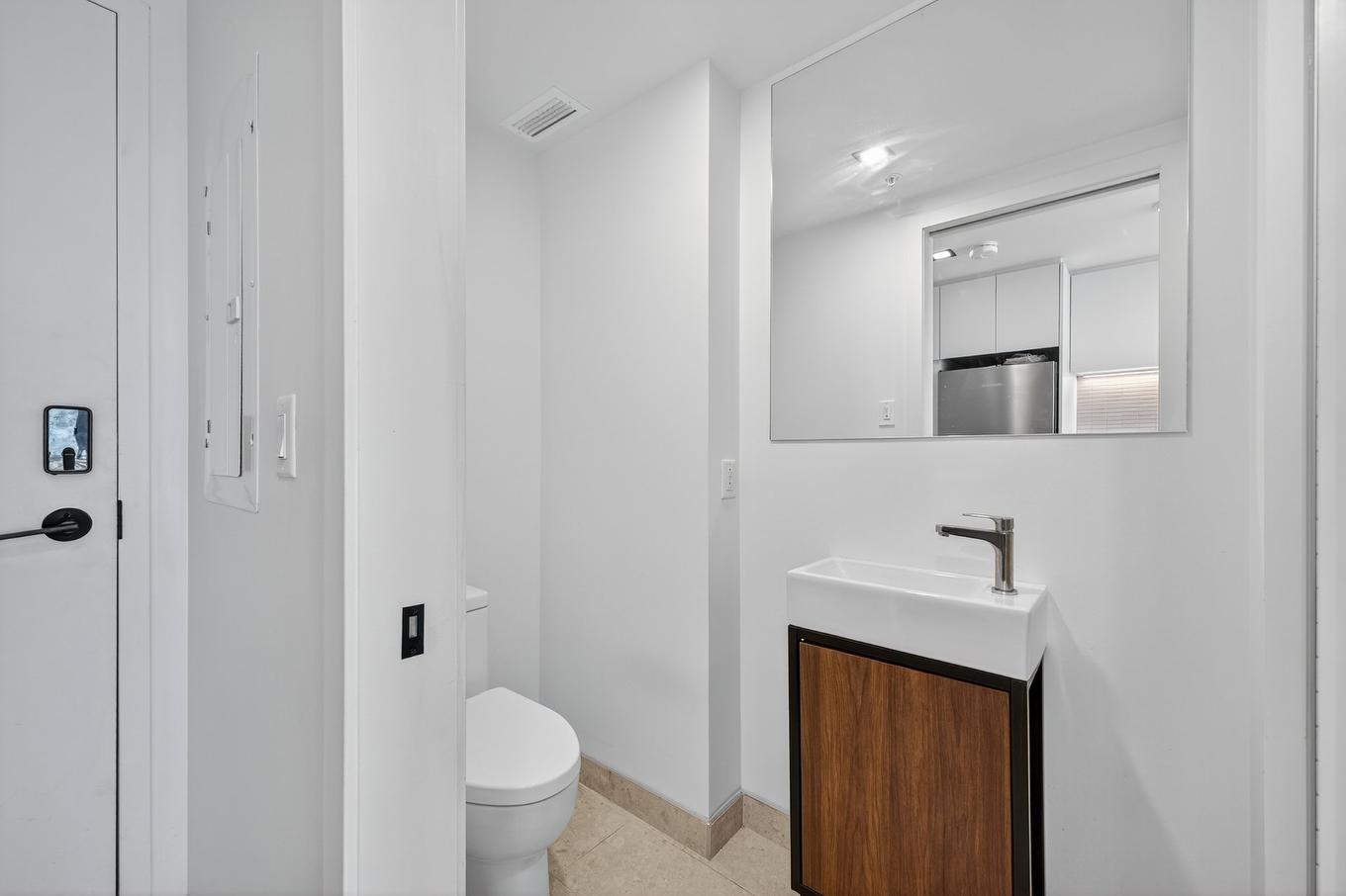 Bathroom - 4916-1210 Rue Jeanne-Mance, Montréal (Ville-Marie), QC - Indoor Photo Showing Bathroom