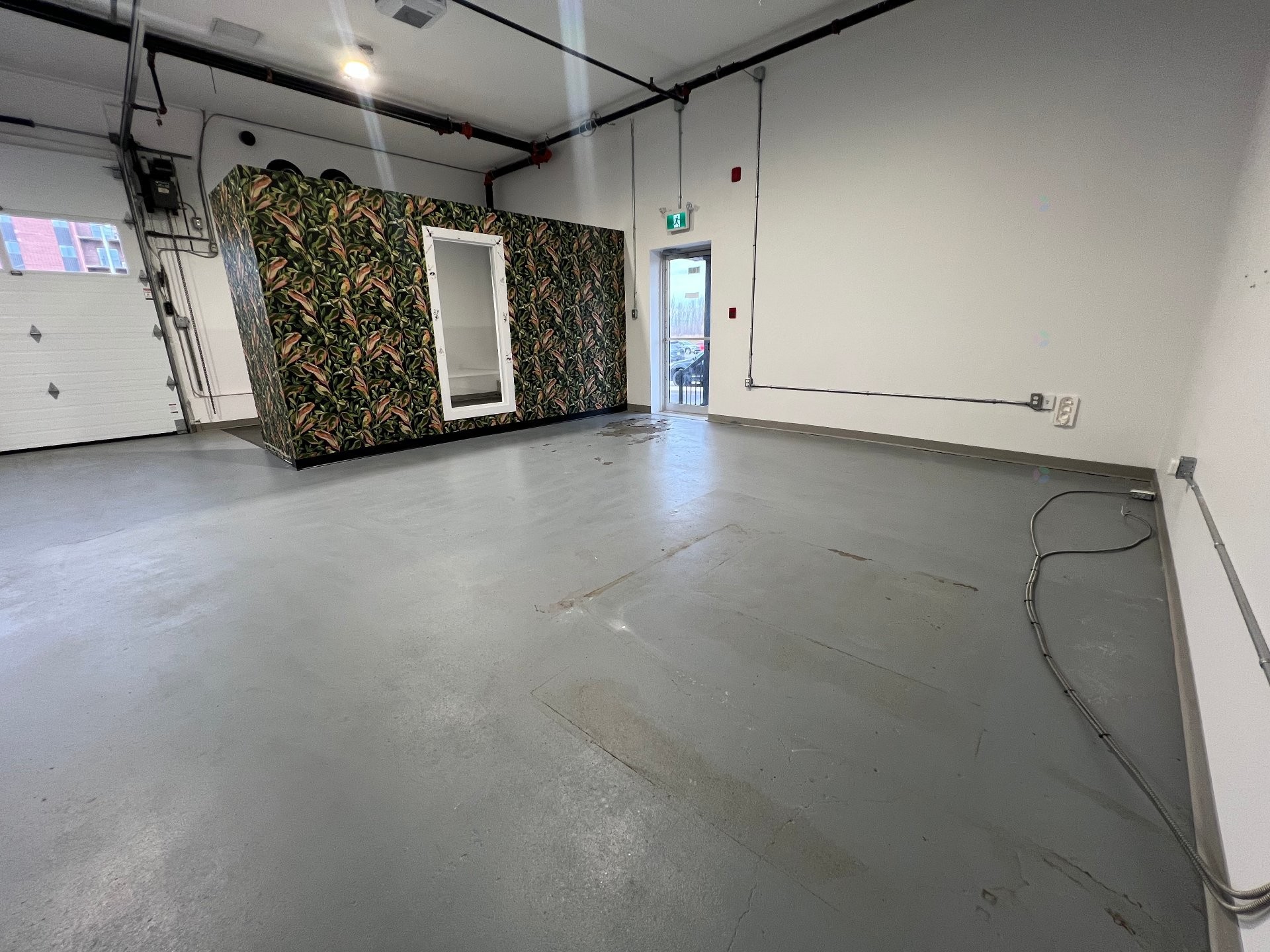 Other - 100-30 Boul. Taschereau, La Prairie, QC - Indoor Photo Showing Garage