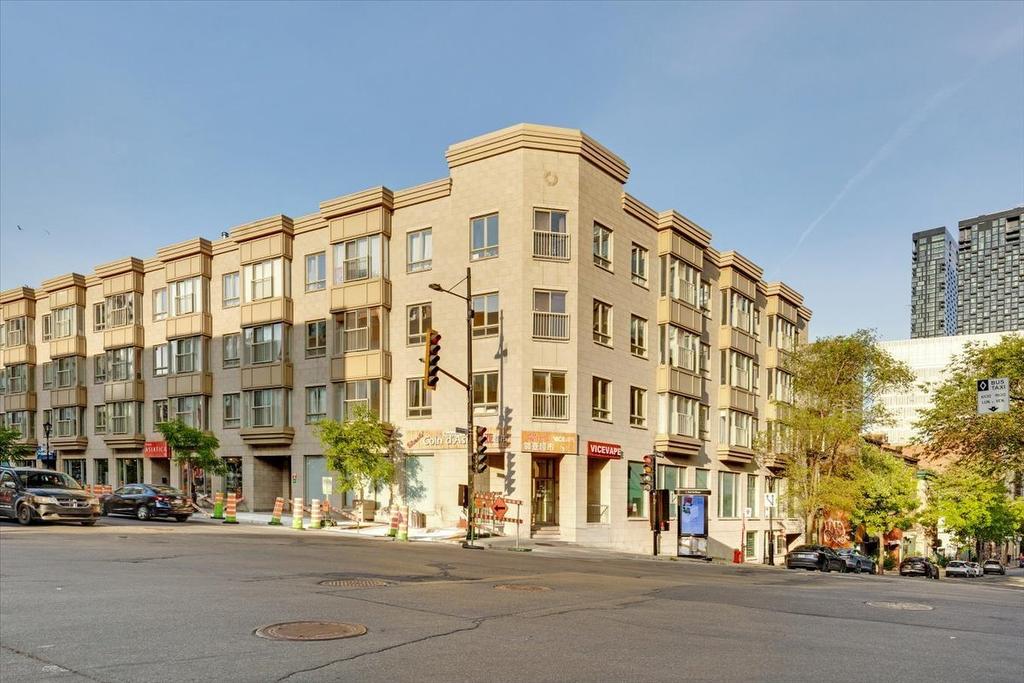Façade - 201-320 Rue Sherbrooke O., Montréal (Ville-Marie), QC - Outdoor With Facade