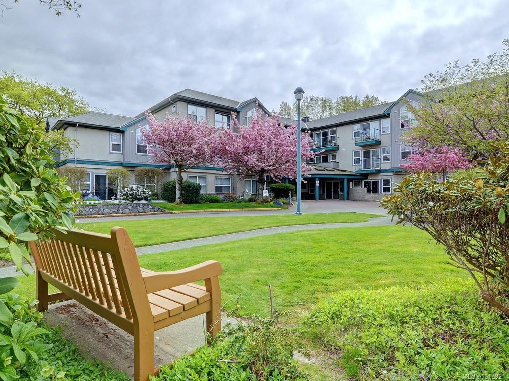 114-1485 Garnet Rd, Saanich, BC - Outdoor With Deck Patio Veranda
