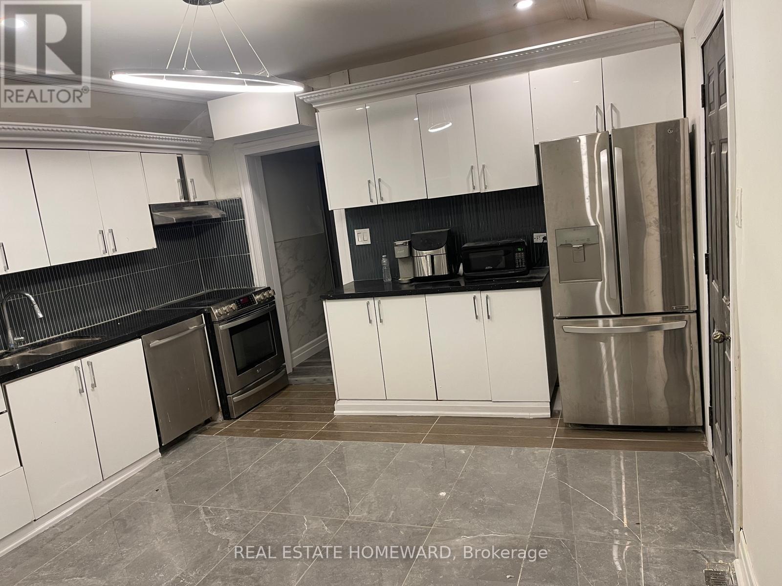 76 Fairview Drive, Brantford, ON - Indoor Photo Showing Kitchen