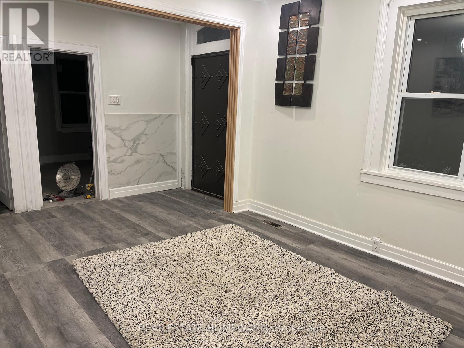 76 Fairview Drive, Brantford, ON - Indoor Photo Showing Other Room