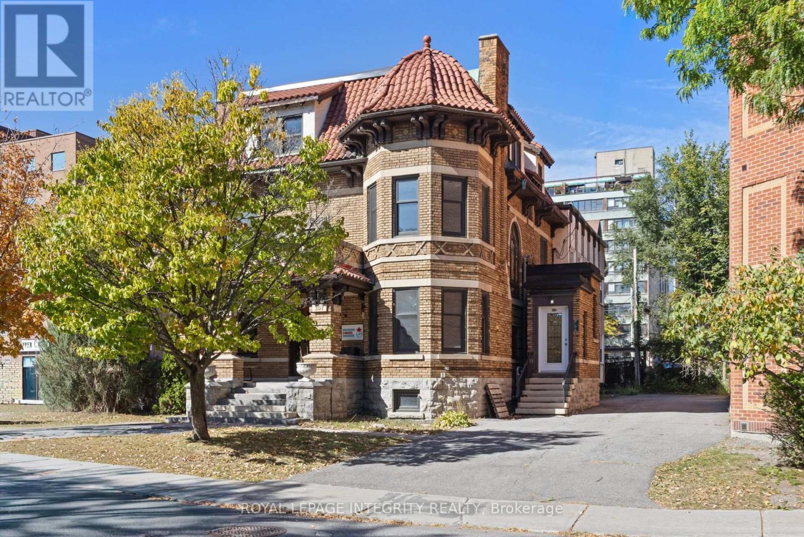 307 Gilmour Street, Ottawa, ON