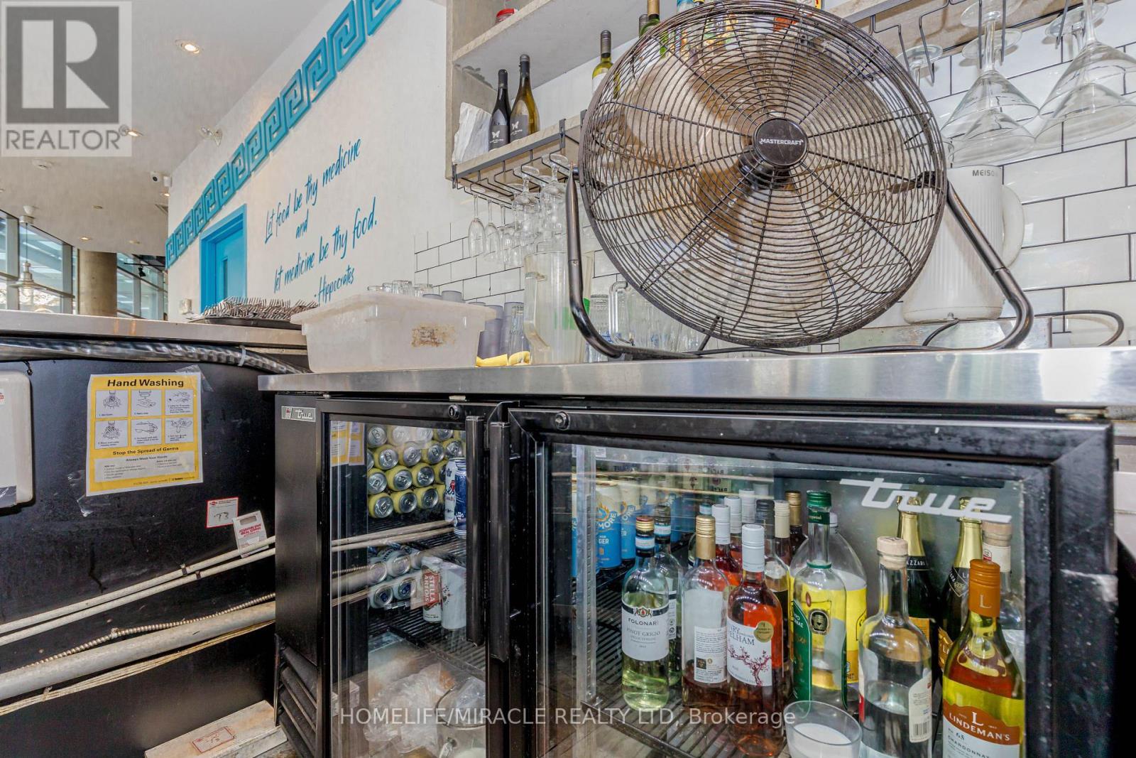 333 Bremner Boulevard, Toronto, ON