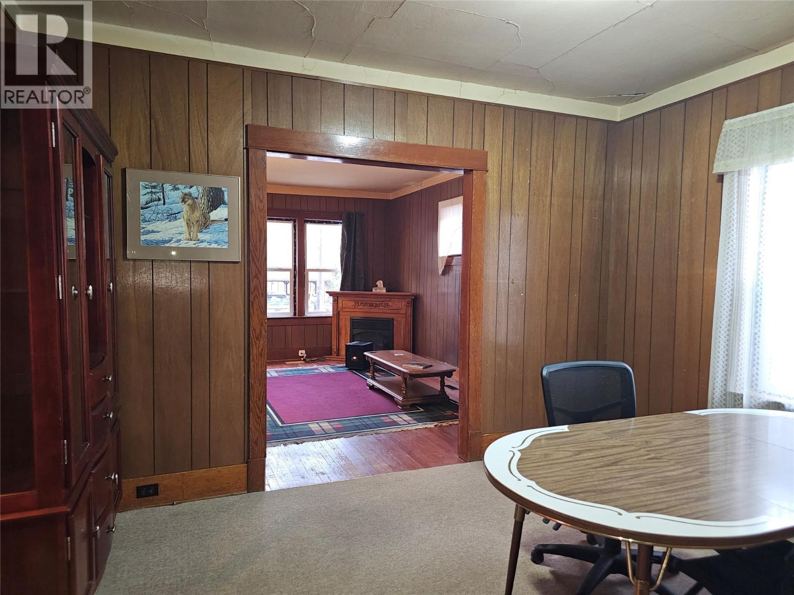 420 3Rd Avenue, Rivervale, BC - Indoor