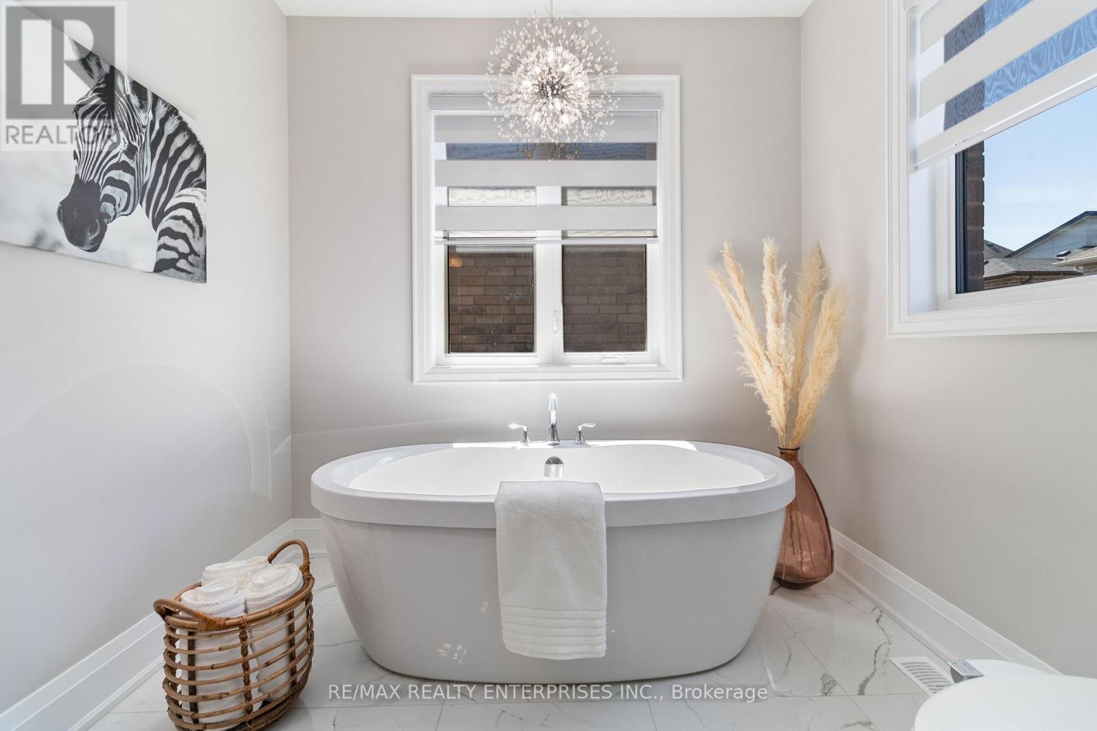 1437 Lakeport Crescent, Oakville, ON - Indoor Photo Showing Bathroom