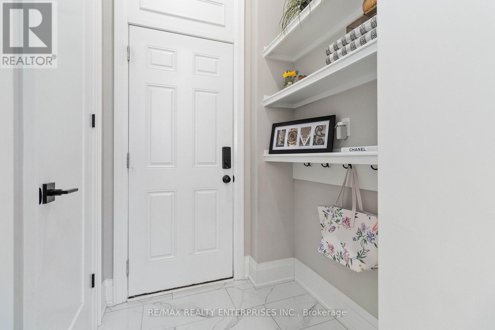 1437 Lakeport Crescent, Oakville, ON - Indoor Photo Showing Other Room