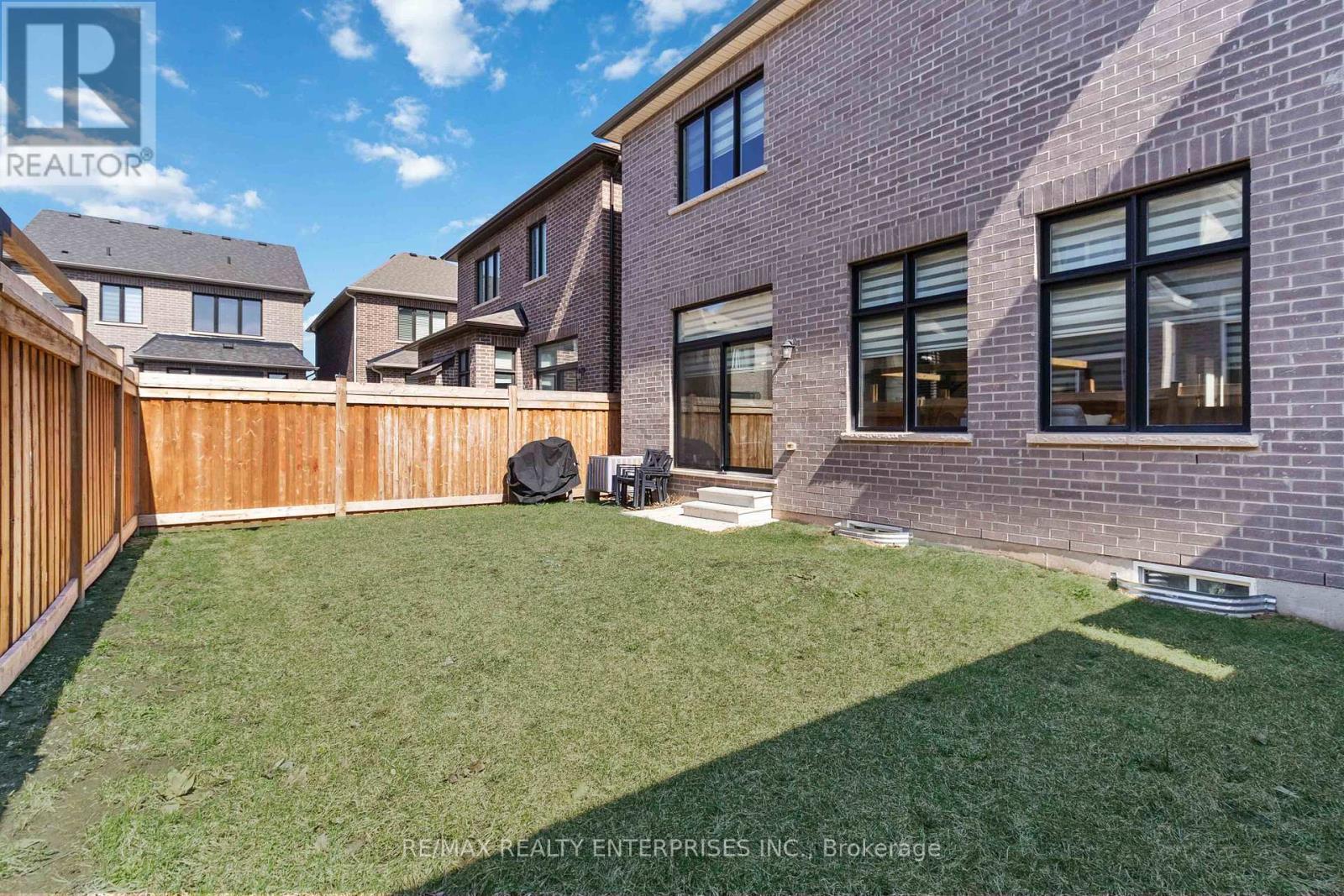 1437 Lakeport Crescent, Oakville, ON - Outdoor