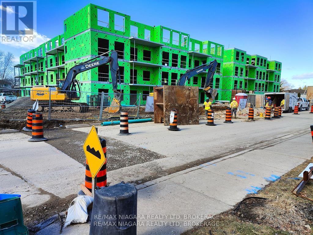 405A - 1024 Vansickle Road N, St. Catharines (Grapeview), ON - Outdoor