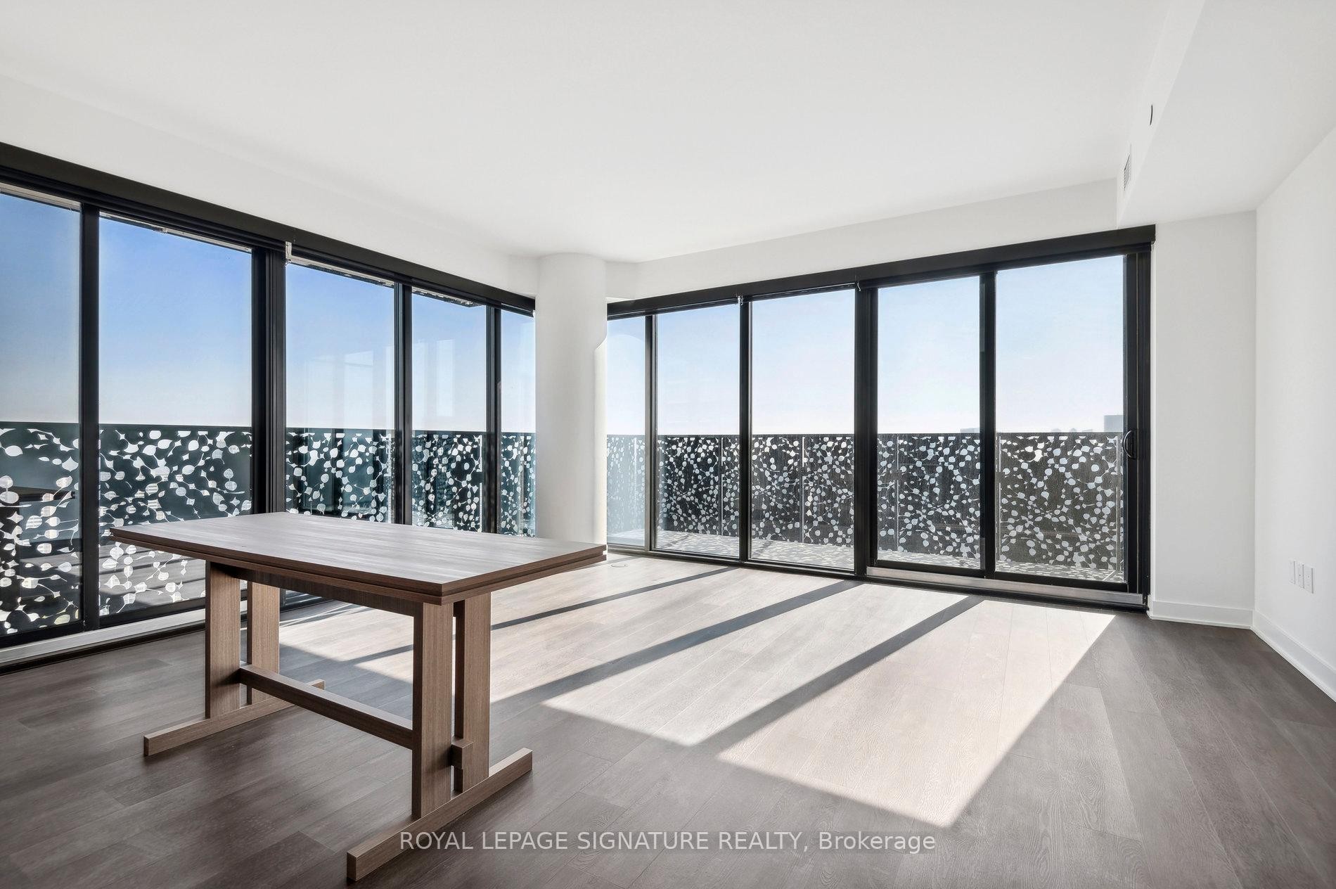 3703-55 Charles Street E, Toronto, ON - Indoor Photo Showing Other Room