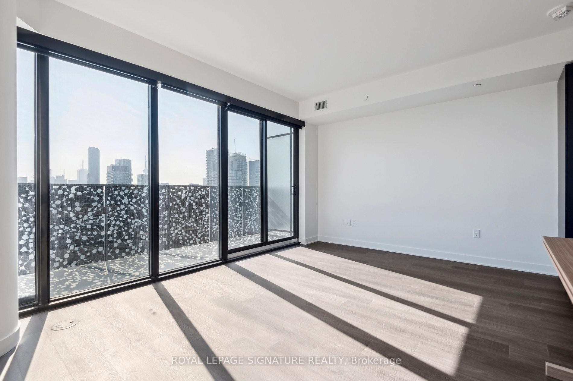 3703-55 Charles Street E, Toronto, ON - Indoor Photo Showing Other Room