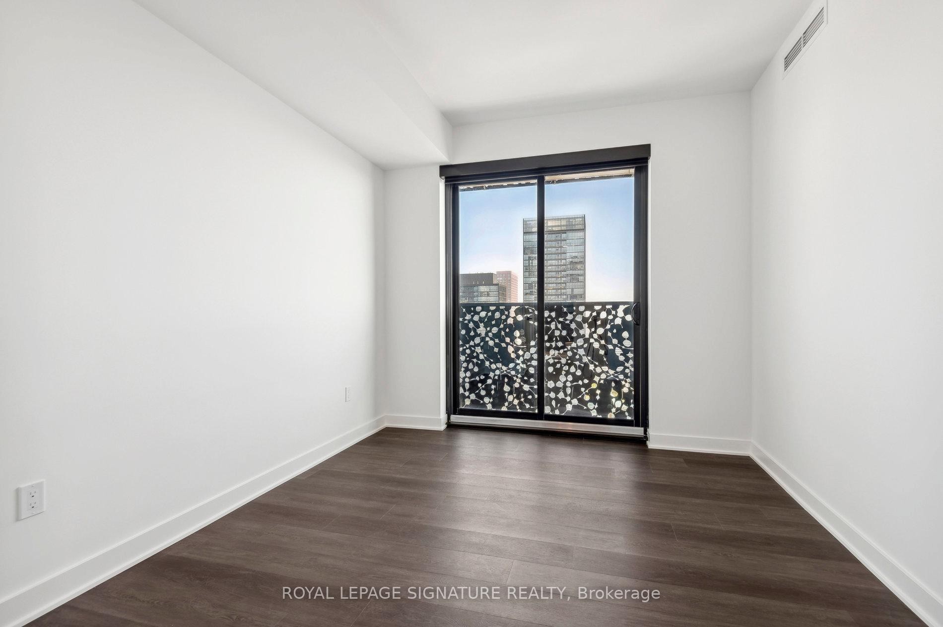 3703-55 Charles Street E, Toronto, ON - Indoor Photo Showing Other Room