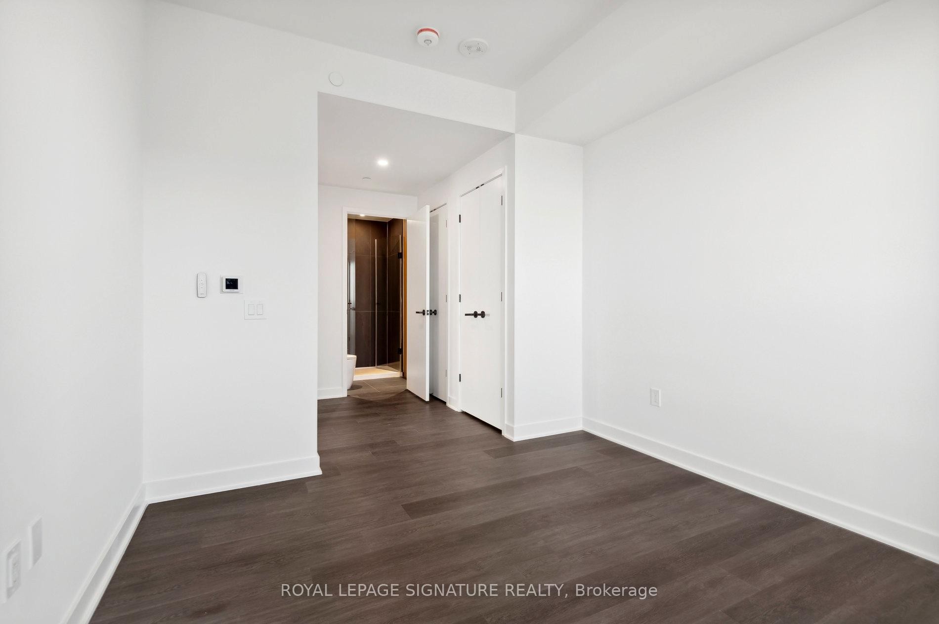 3703-55 Charles Street E, Toronto, ON - Indoor Photo Showing Other Room