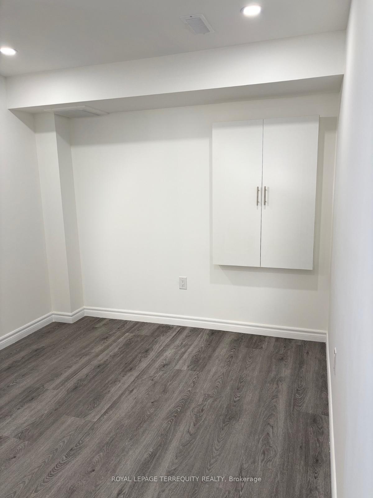 Bsmt-41 Jack Potts Way, Clarington, ON - Indoor Photo Showing Other Room