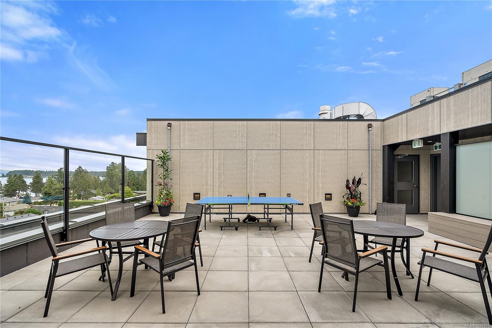 208-2520 Hackett Cres, Central Saanich, BC - Outdoor With Deck Patio Veranda