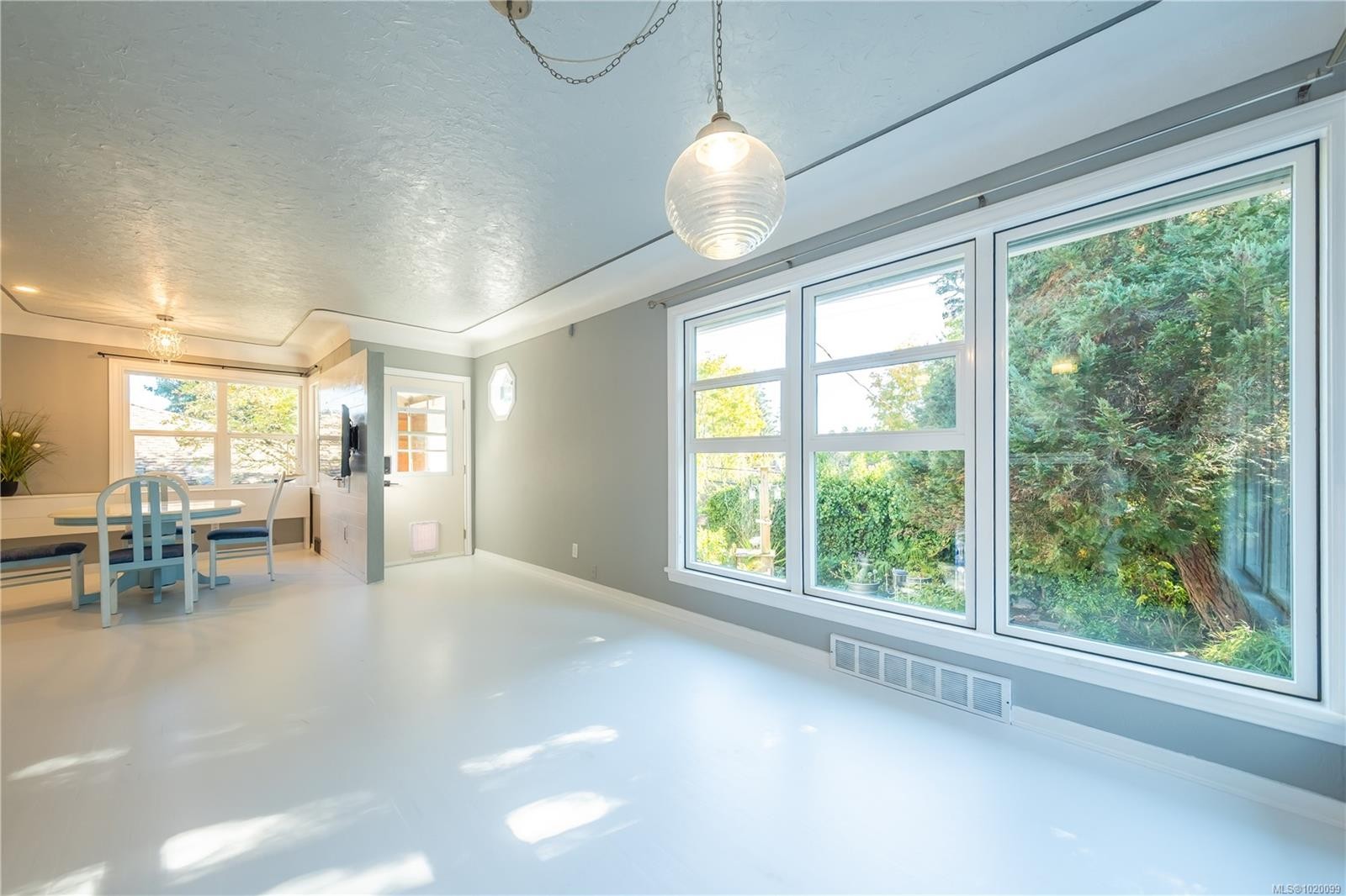 328 Seventh St, Nanaimo, BC