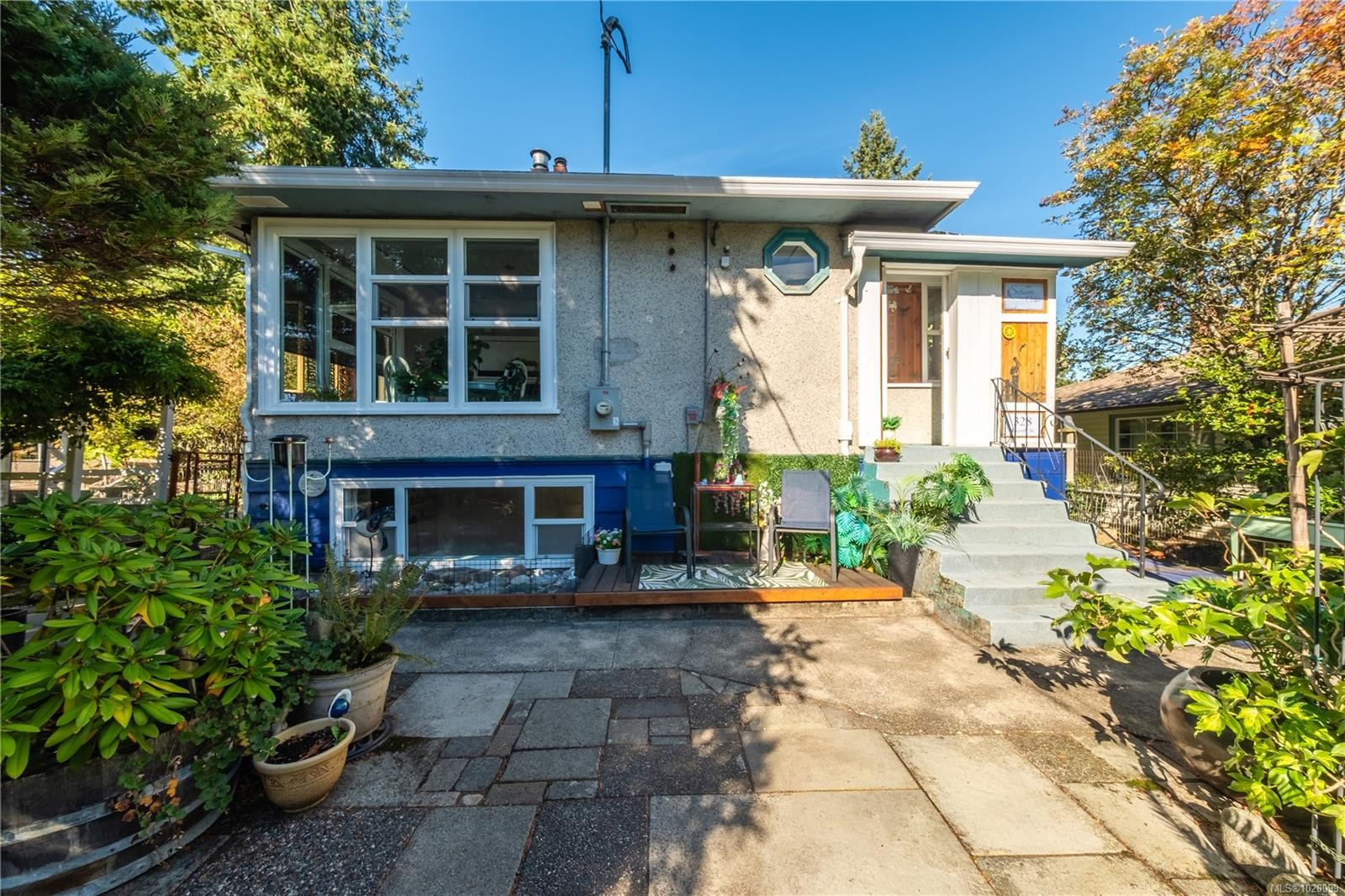 328 Seventh St, Nanaimo, BC