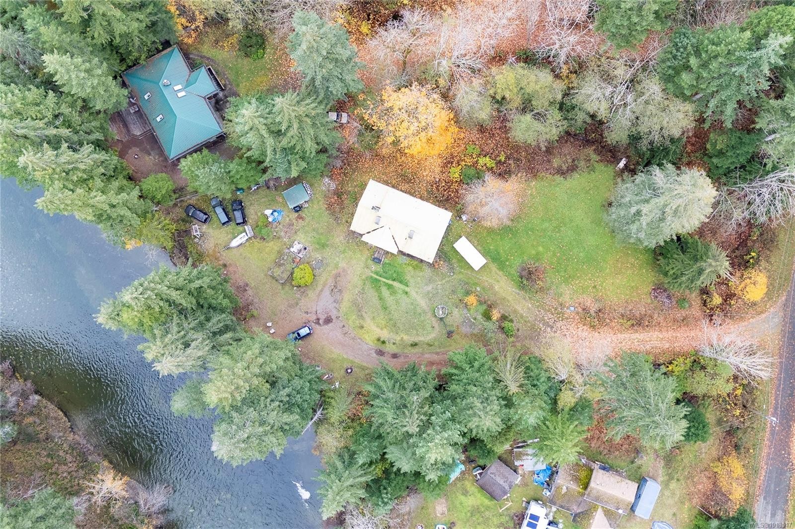 9571 Gleadle Rd, Black Creek, BC