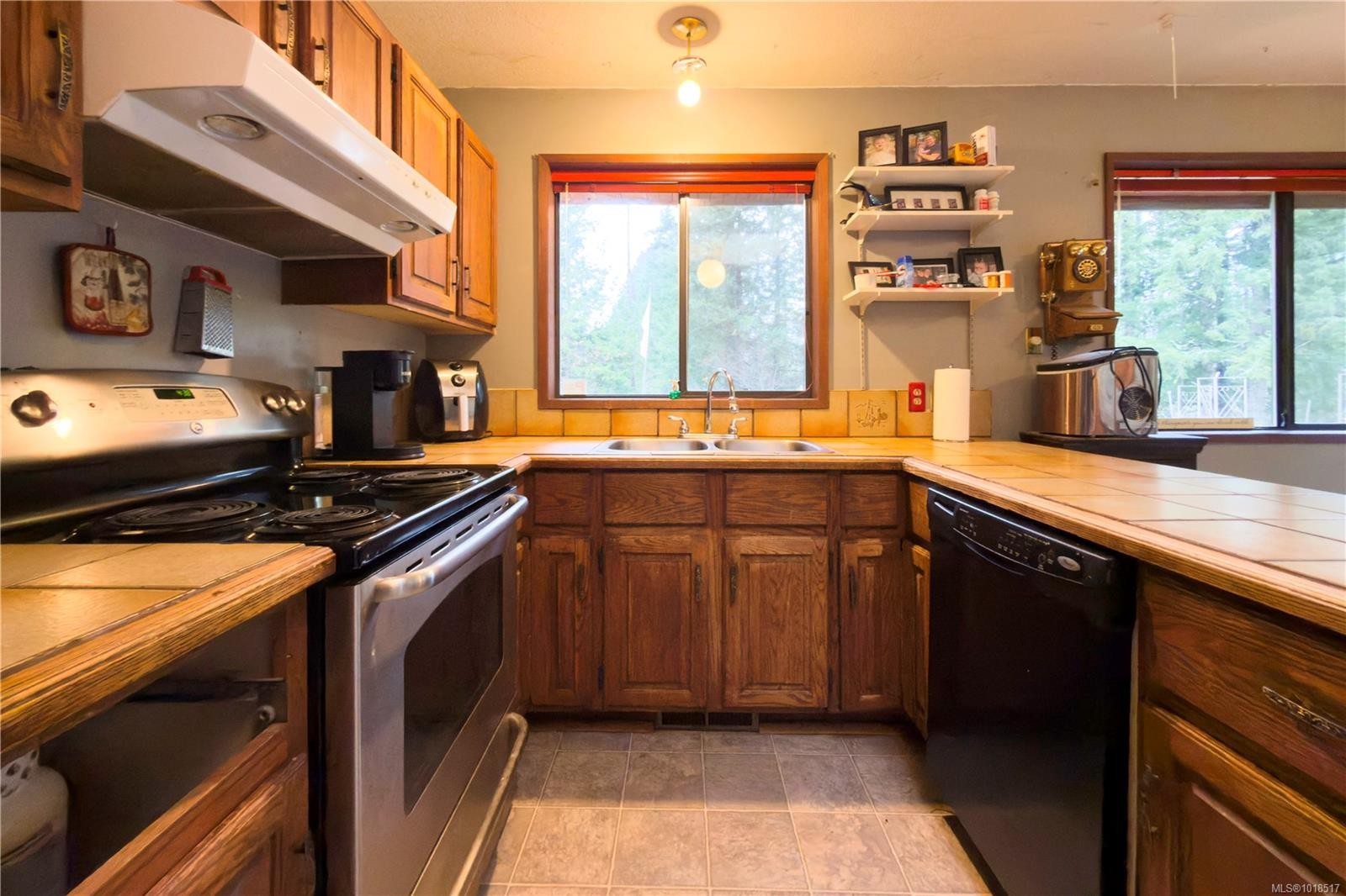 9571 Gleadle Rd, Black Creek, BC