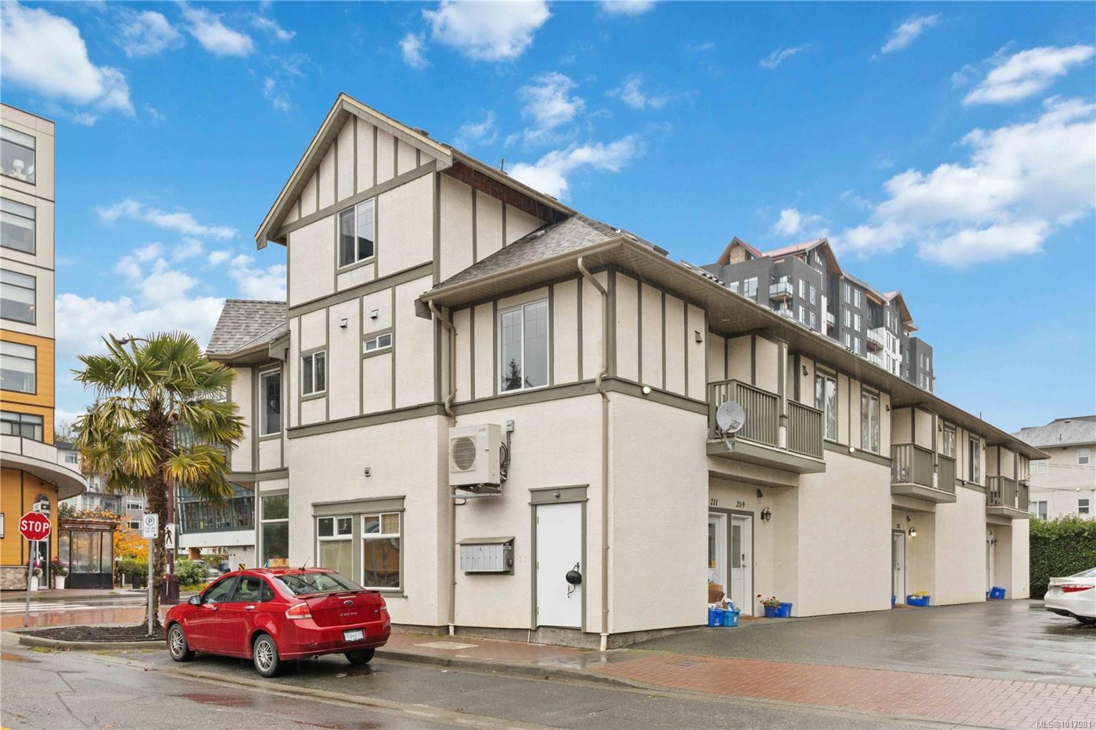 211-2849 Peatt Rd, Langford, BC