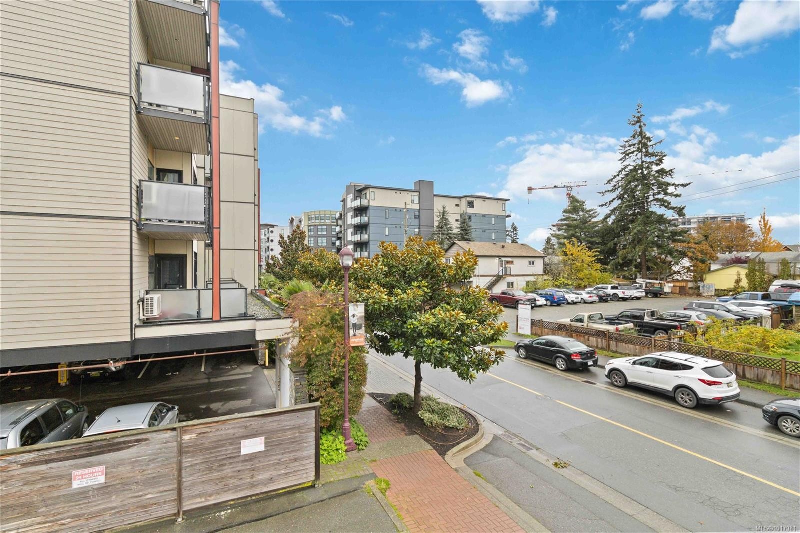 211-2849 Peatt Rd, Langford, BC