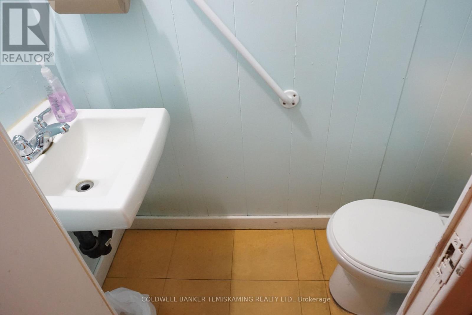 39 Third Street, Englehart, ON