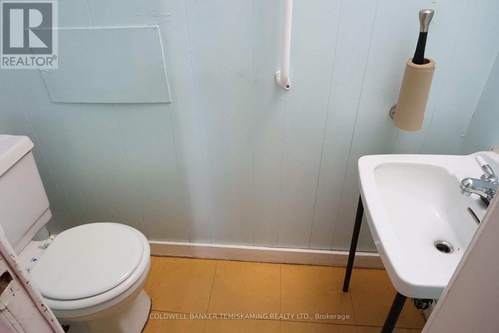 39 Third Street, Englehart, ON