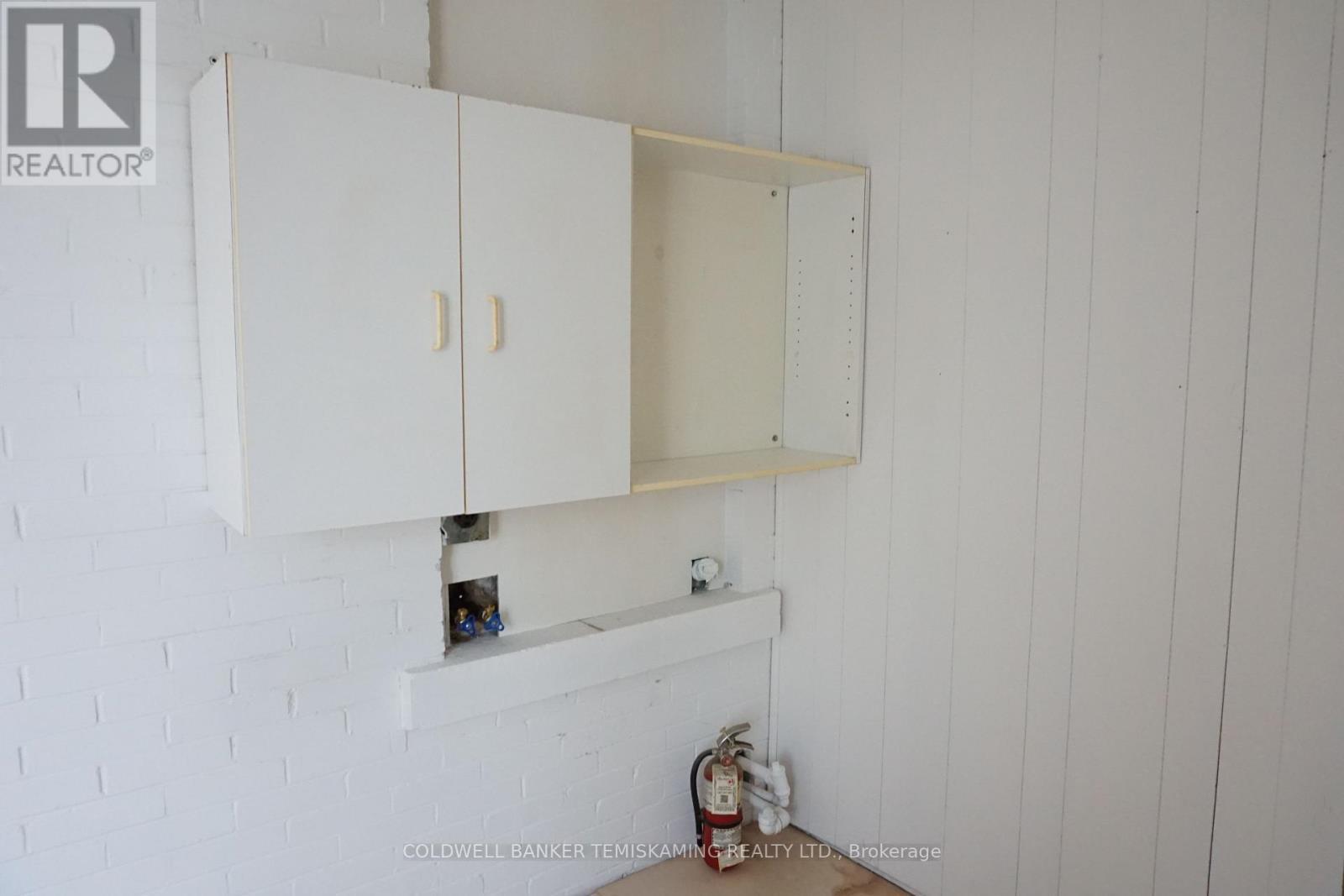 39 Third Street, Englehart, ON