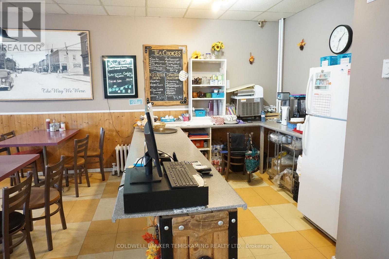 39 Third Street, Englehart, ON