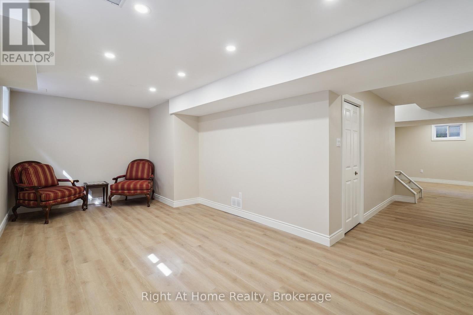 1445 Golden Meadow Trail, Oakville (Fa Falgarwood), ON - Indoor Photo Showing Other Room