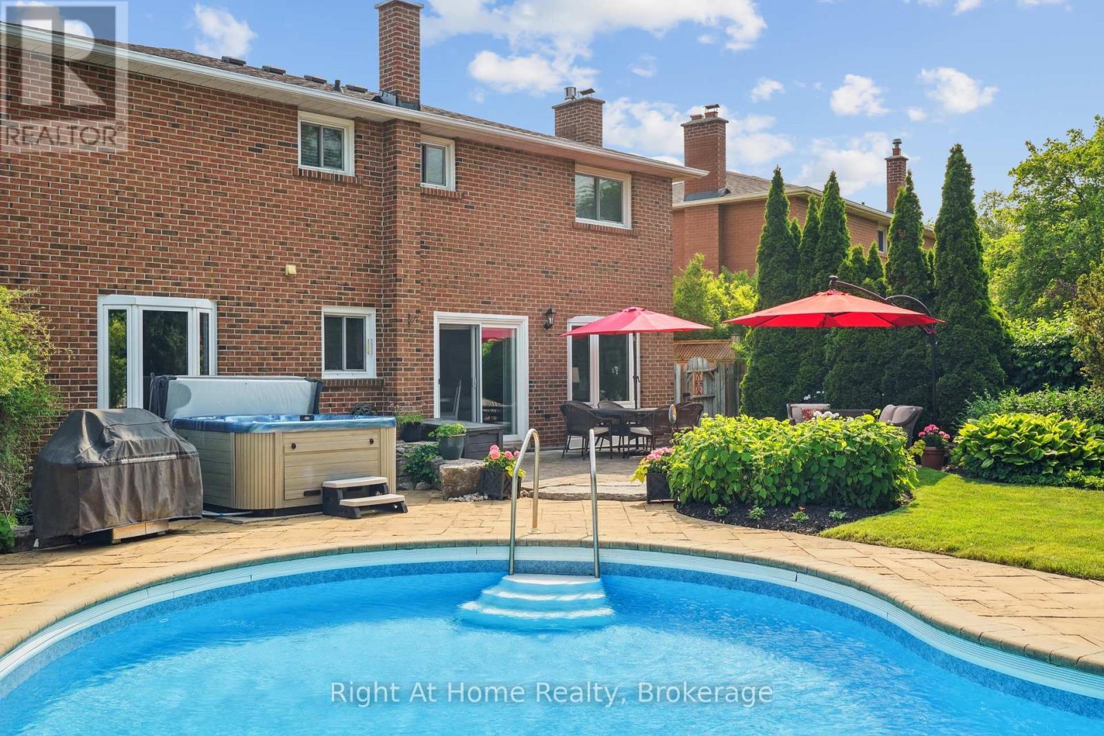 1445 Golden Meadow Trail, Oakville (Fa Falgarwood), ON - Outdoor With In Ground Pool With Deck Patio Veranda