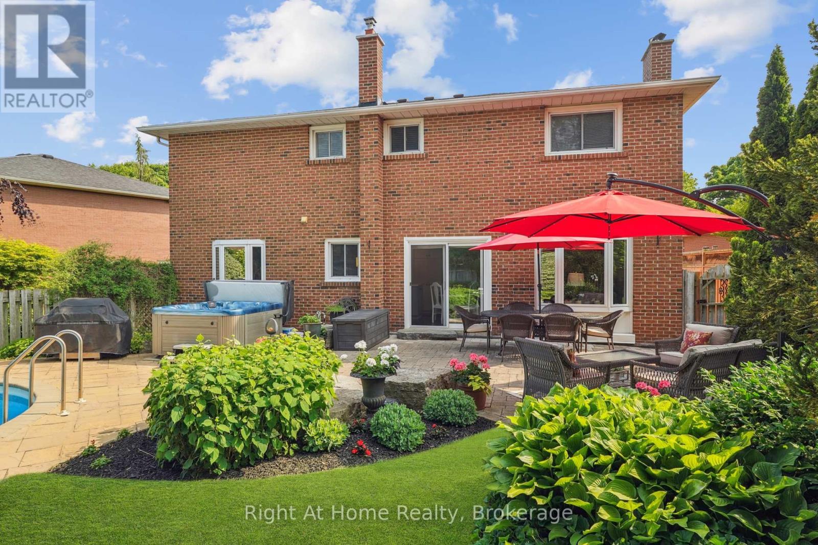 1445 Golden Meadow Trail, Oakville (Fa Falgarwood), ON - Outdoor With Deck Patio Veranda With Exterior