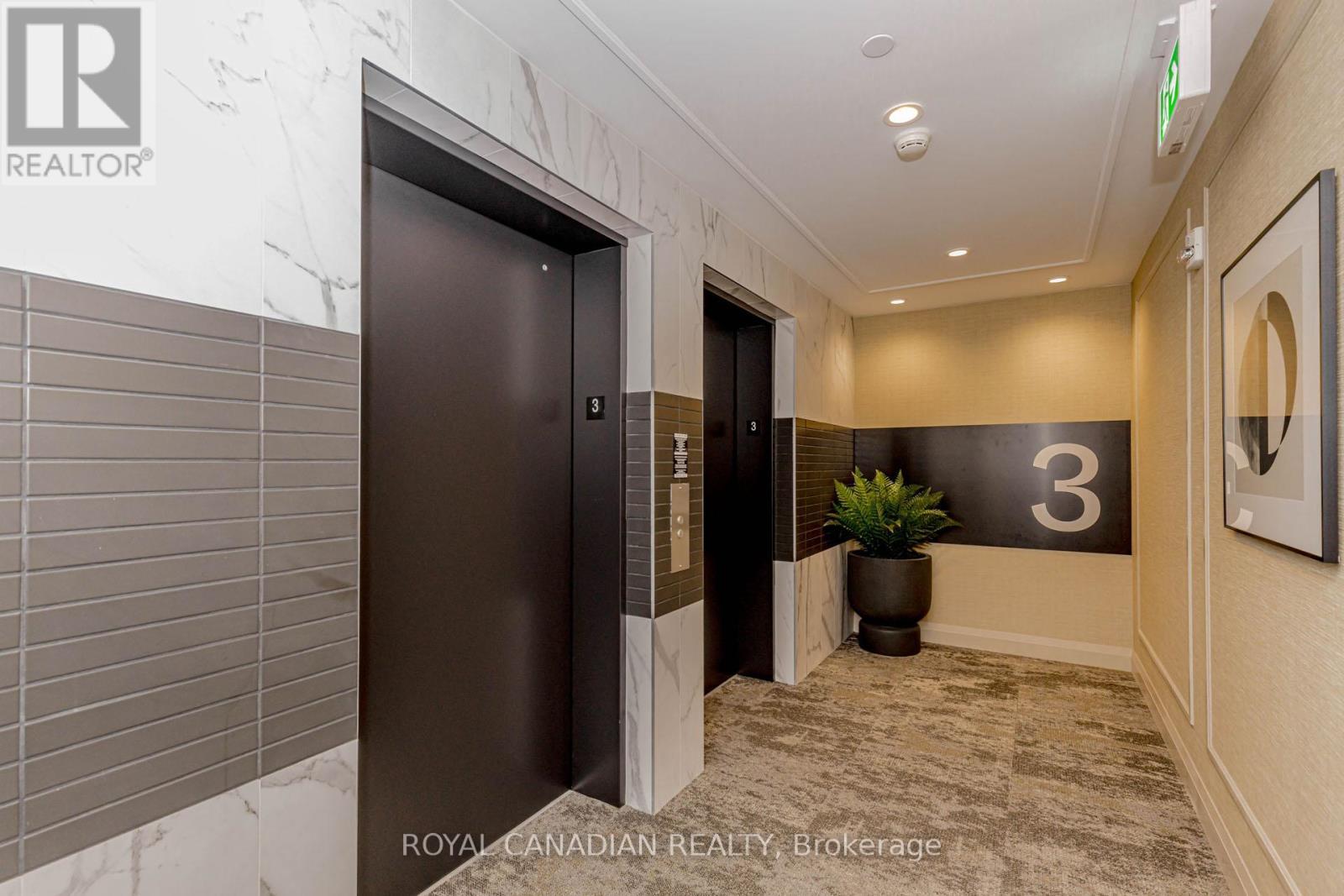 306 - 3250 Carding Mill Trail, Oakville, ON - Indoor Photo Showing Other Room