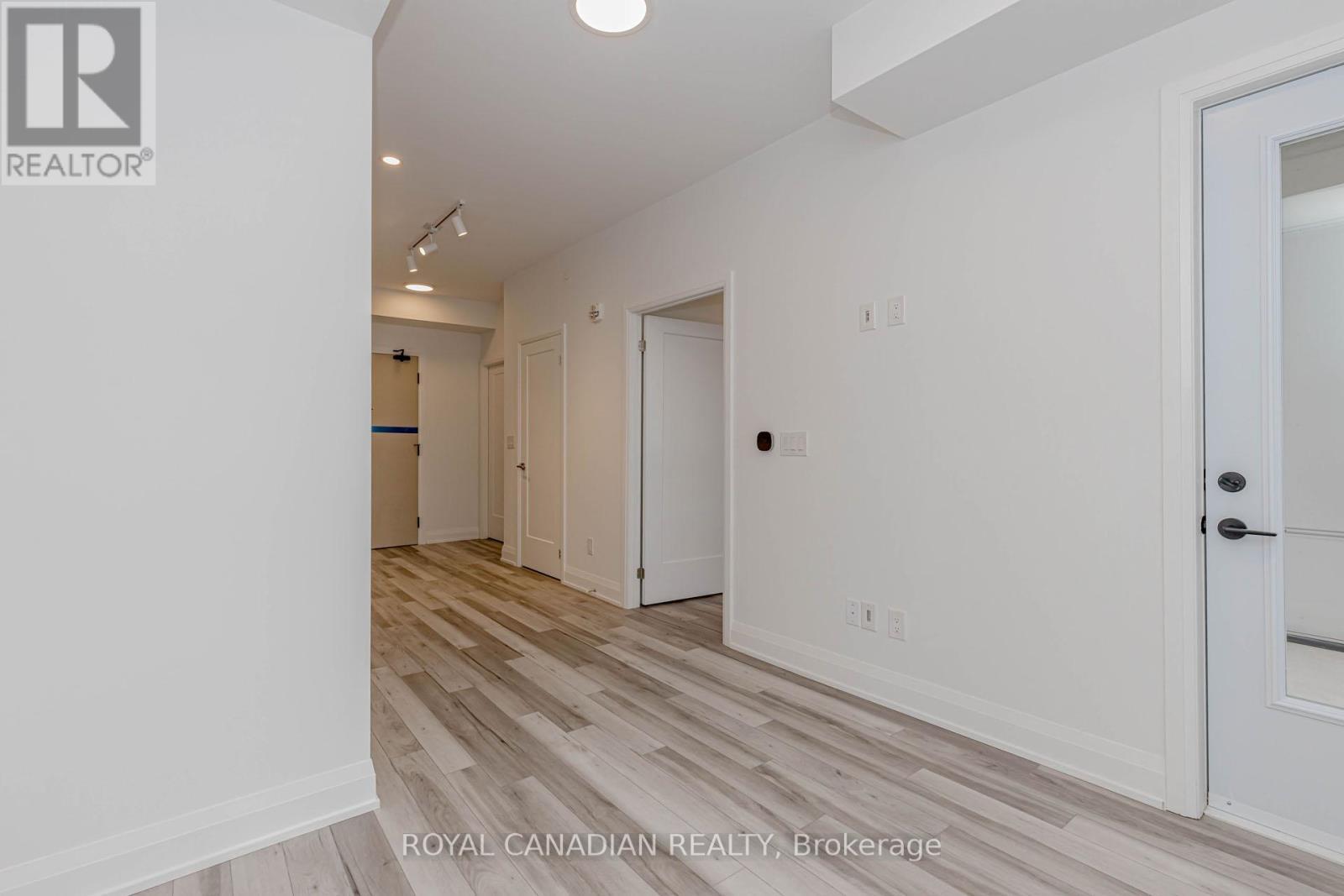 306 - 3250 Carding Mill Trail, Oakville, ON - Indoor Photo Showing Other Room