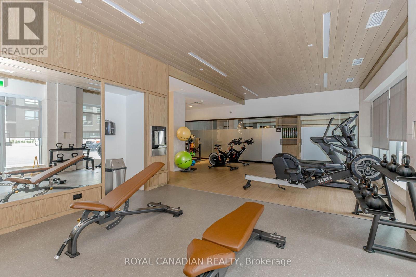 306 - 3250 Carding Mill Trail, Oakville, ON - Indoor Photo Showing Gym Room