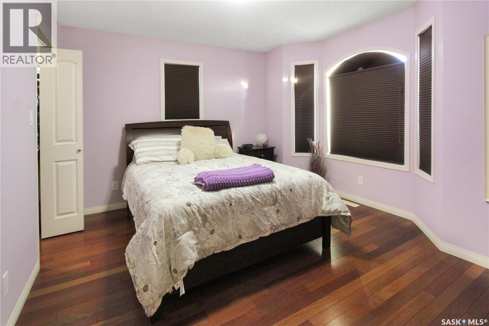 615 Hodgson Drive, Swift Current, SK - Indoor Photo Showing Bedroom