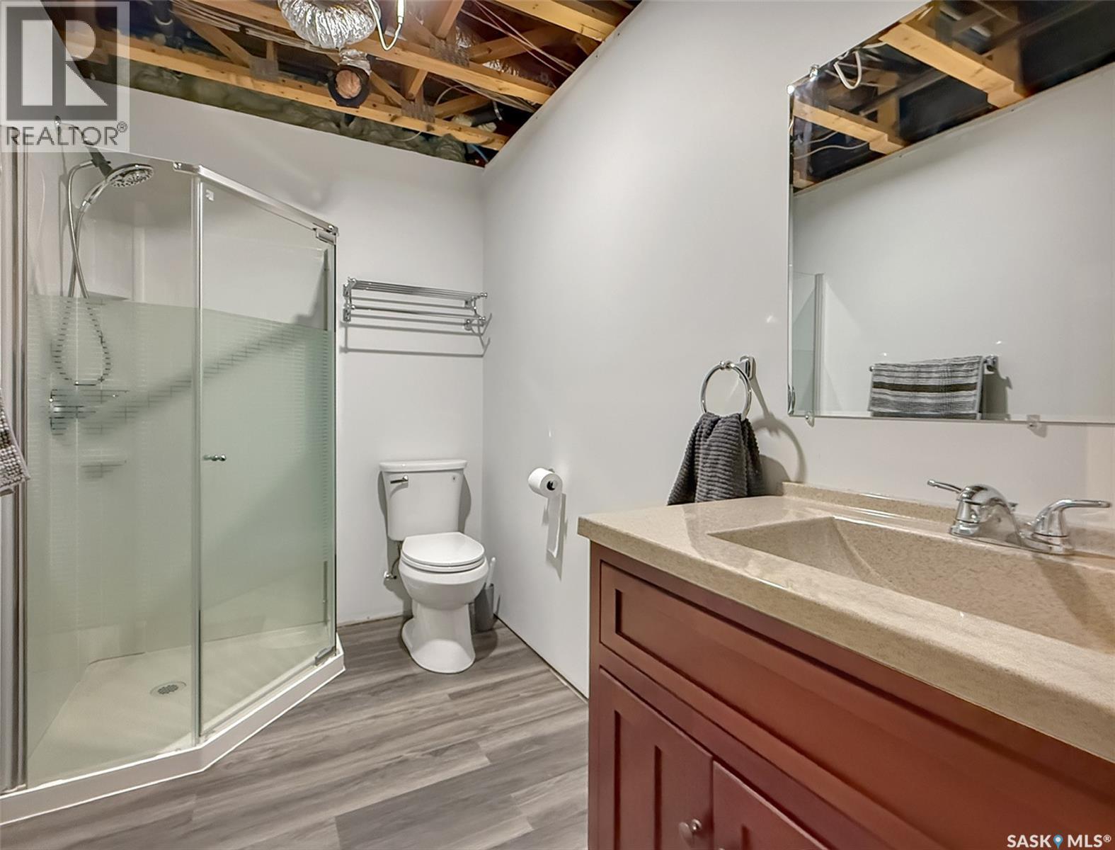 615 Hodgson Drive, Swift Current, SK - Indoor Photo Showing Bathroom