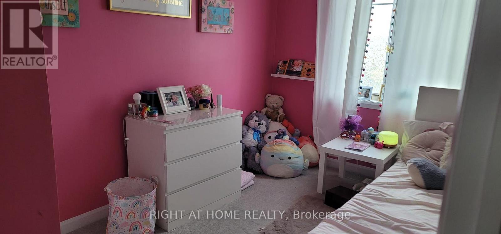 61 Teelin Circle, Ottawa, ON - Indoor