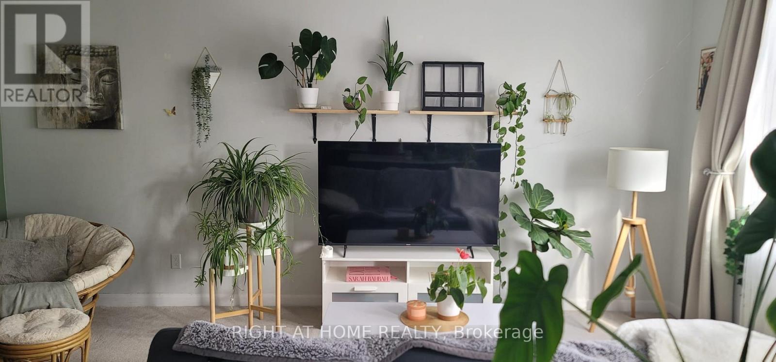 61 Teelin Circle, Ottawa, ON - Indoor